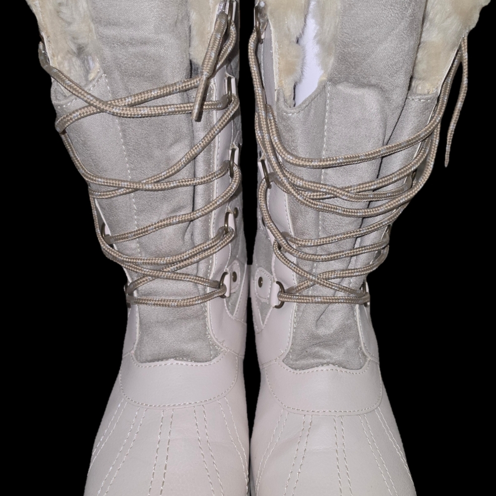 Totes Women's Gray and Cream Winter Boots